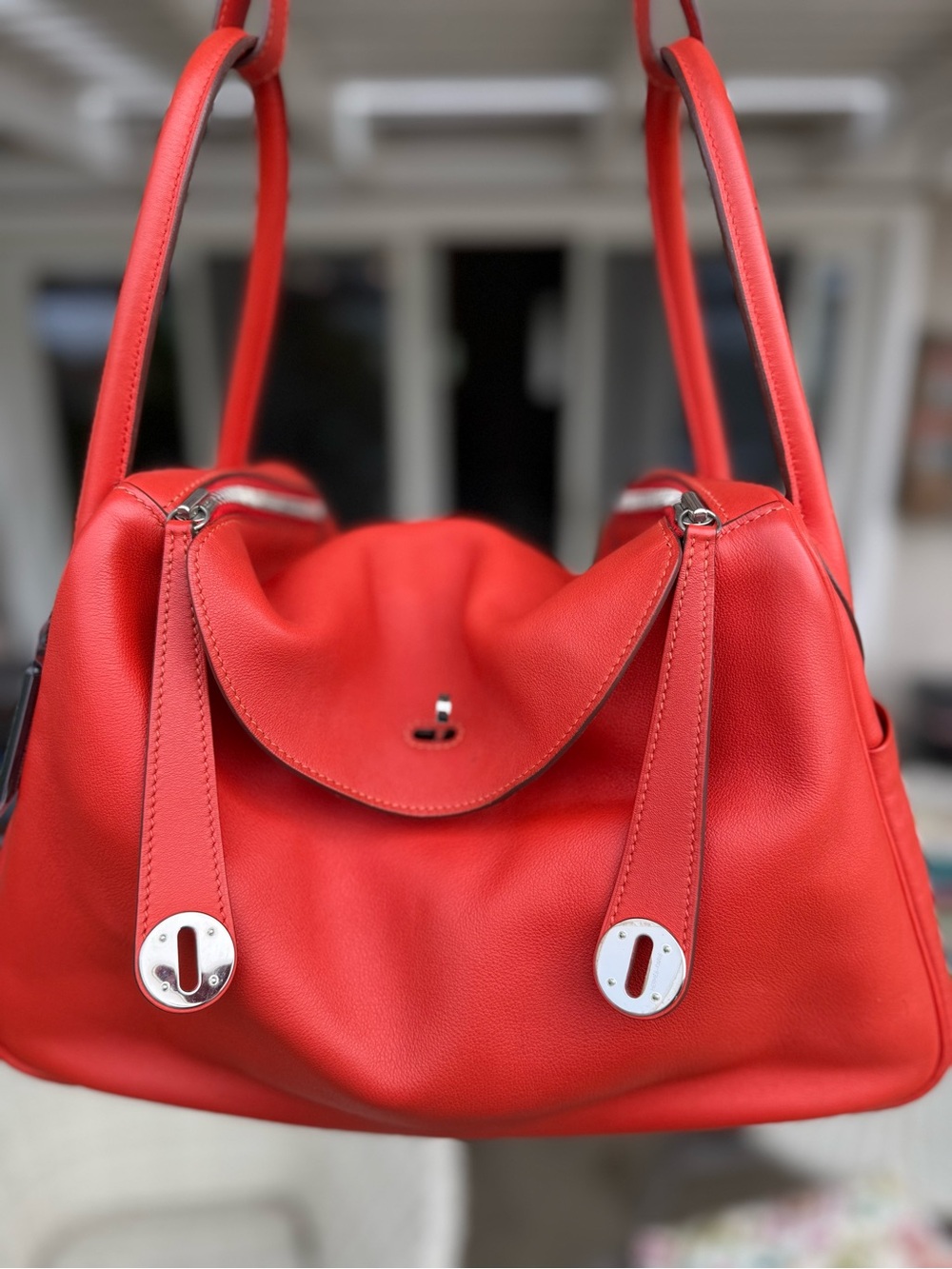HERMÉS Lindy 34 in Feu Orange Clemence Leather with PHW-Excellent Condition